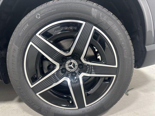 new 2026 Mercedes-Benz GLC 300 car, priced at $63,520