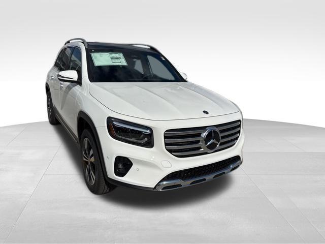 new 2025 Mercedes-Benz GLB 250 car, priced at $50,450