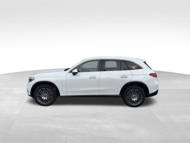 new 2025 Mercedes-Benz GLC 300 car, priced at $60,525