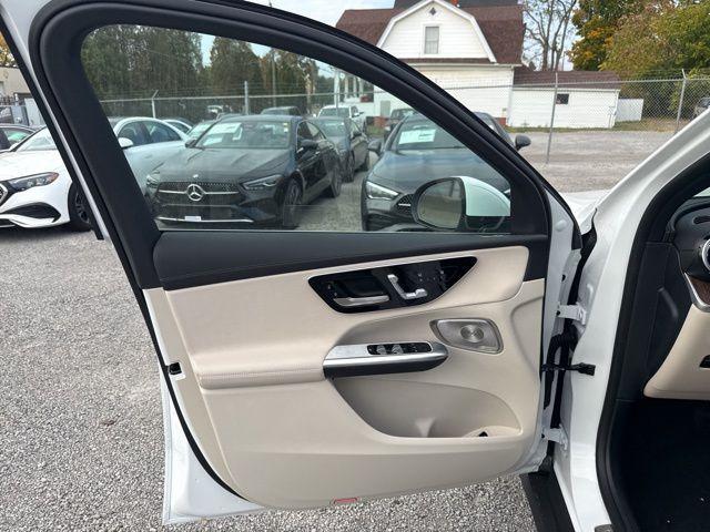 new 2025 Mercedes-Benz GLC 300 car, priced at $60,525