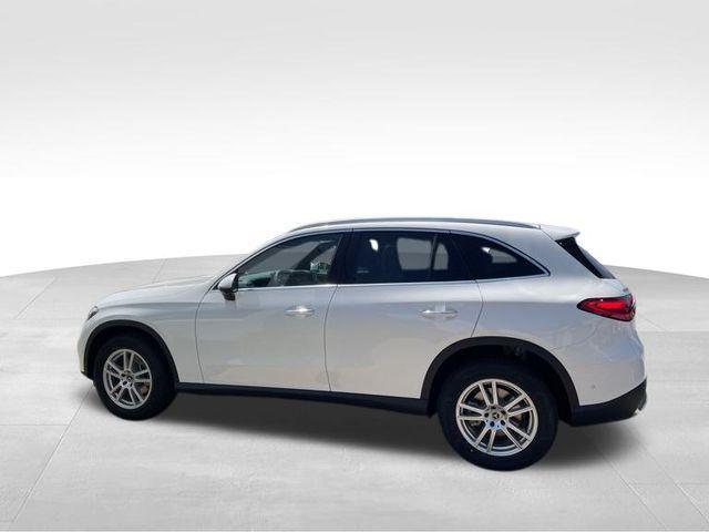 new 2025 Mercedes-Benz GLC 300 car, priced at $56,385