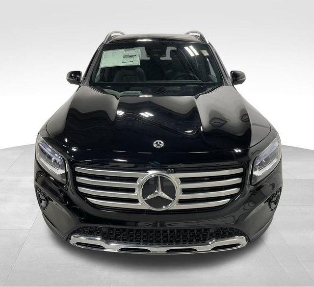new 2025 Mercedes-Benz GLB 250 car, priced at $45,999