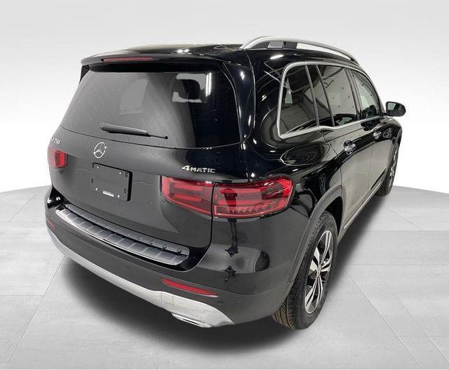 new 2025 Mercedes-Benz GLB 250 car, priced at $45,999