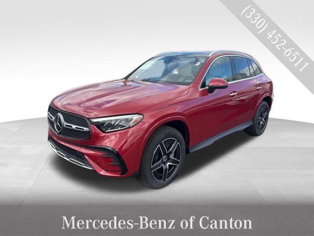 new 2025 Mercedes-Benz GLC 300 car, priced at $64,205