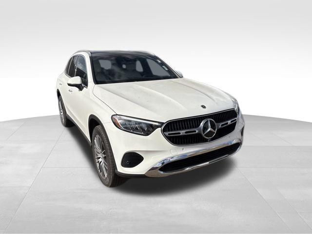 new 2025 Mercedes-Benz GLC 300 car, priced at $58,775