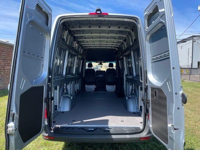 new 2025 Mercedes-Benz Sprinter 2500 car, priced at $67,092