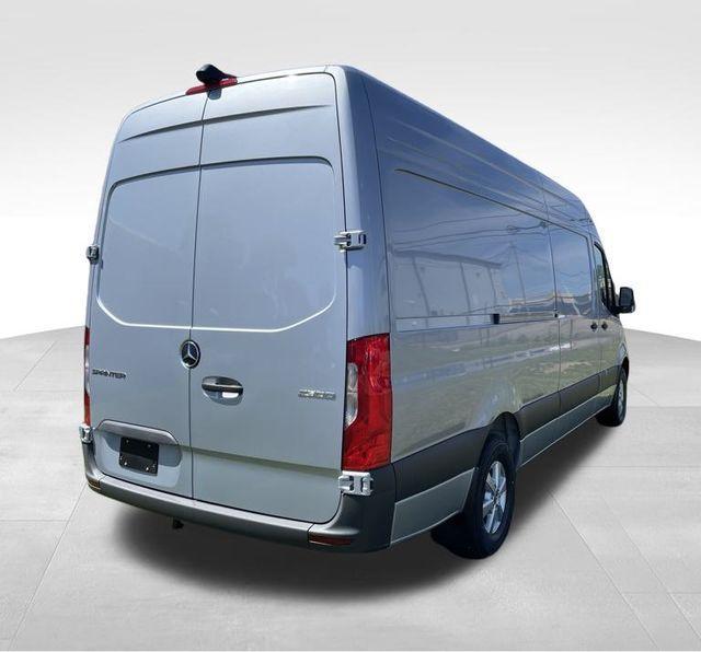 new 2025 Mercedes-Benz Sprinter 2500 car, priced at $67,092