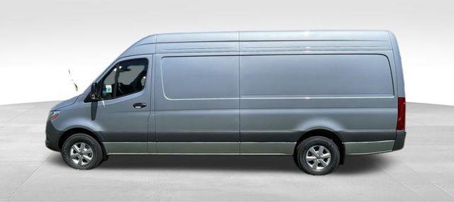 new 2025 Mercedes-Benz Sprinter 2500 car, priced at $67,092