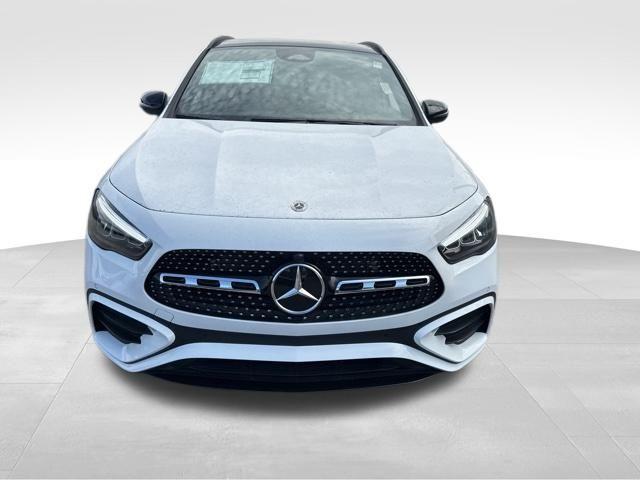 new 2025 Mercedes-Benz GLA 250 car, priced at $54,530