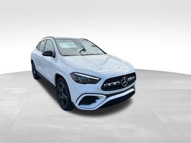 new 2025 Mercedes-Benz GLA 250 car, priced at $54,530