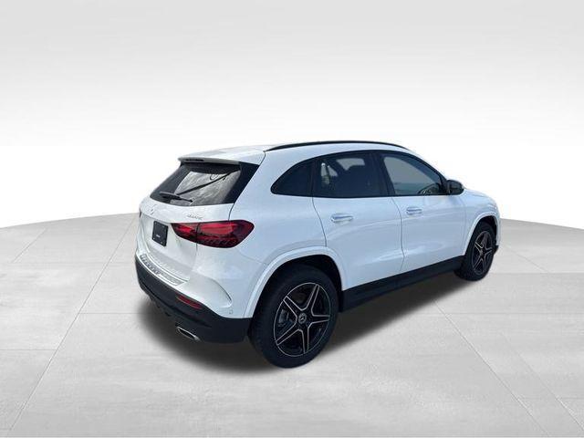 new 2025 Mercedes-Benz GLA 250 car, priced at $54,530