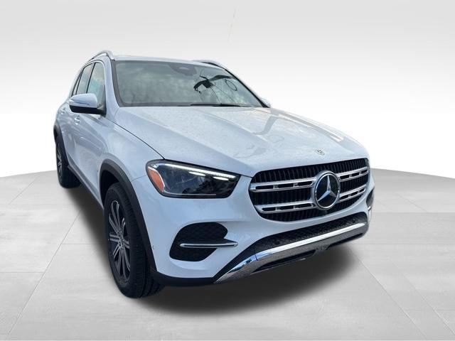 new 2025 Mercedes-Benz GLE 450 car, priced at $73,745