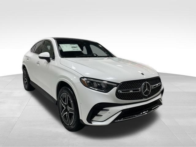 new 2026 Mercedes-Benz GLC 300 car, priced at $68,645