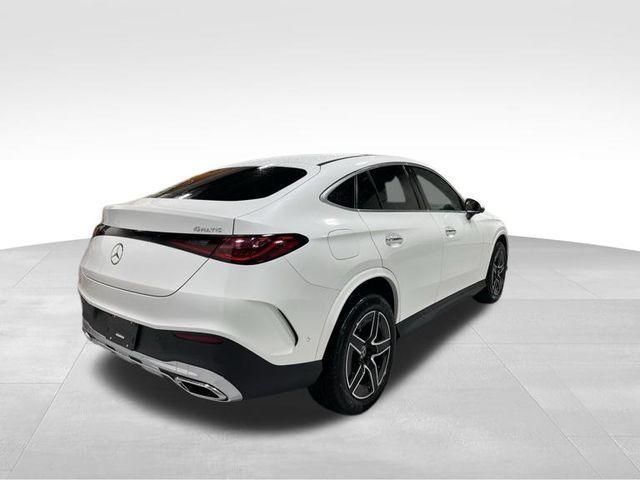 new 2026 Mercedes-Benz GLC 300 car, priced at $68,645