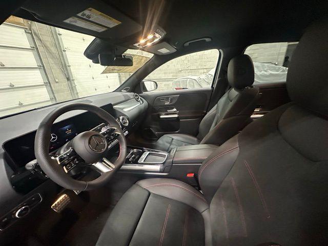 new 2025 Mercedes-Benz GLA 250 car, priced at $51,825