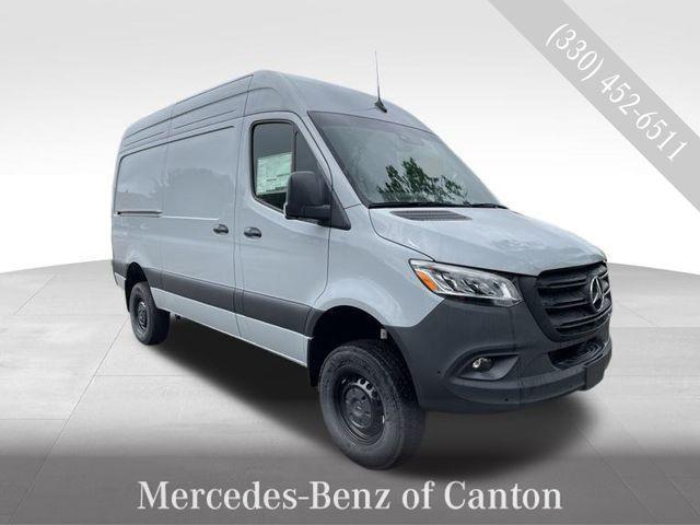 new 2024 Mercedes-Benz Sprinter 2500 car, priced at $75,561