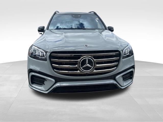 new 2024 Mercedes-Benz GLS 580 car, priced at $122,130