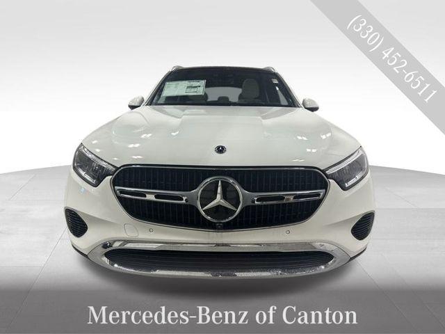 new 2026 Mercedes-Benz GLC 300 car, priced at $59,695