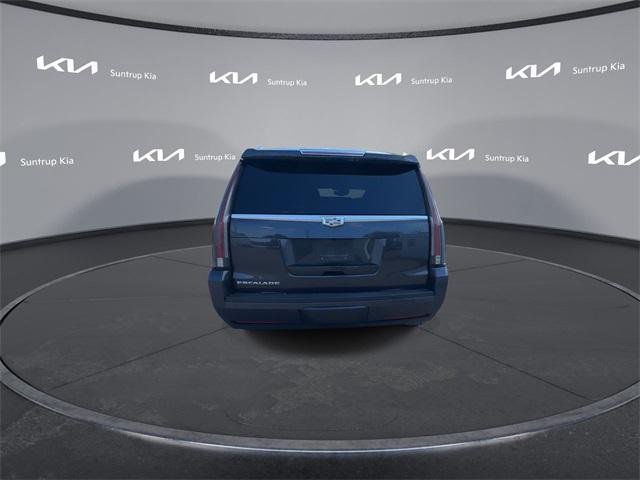 used 2016 Cadillac Escalade ESV car, priced at $18,995