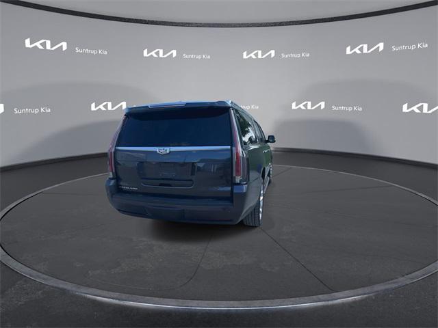 used 2016 Cadillac Escalade ESV car, priced at $18,995