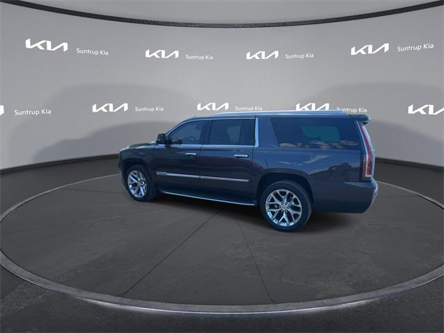 used 2016 Cadillac Escalade ESV car, priced at $18,995