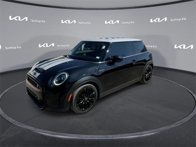 used 2022 MINI Hardtop car, priced at $23,785