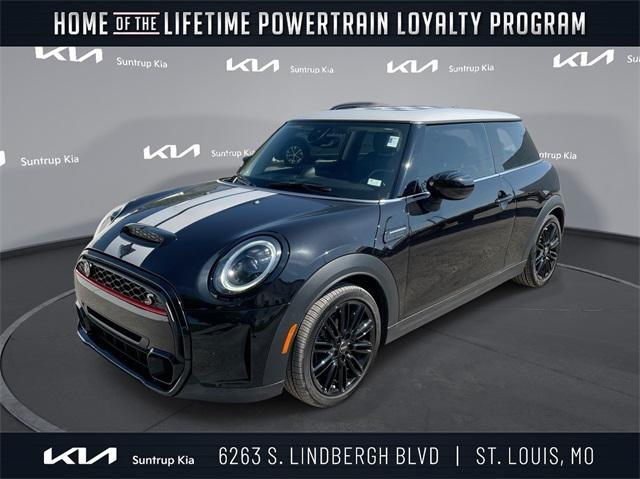 used 2022 MINI Hardtop car, priced at $23,785