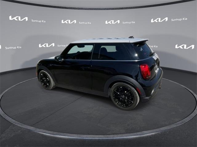 used 2022 MINI Hardtop car, priced at $23,785