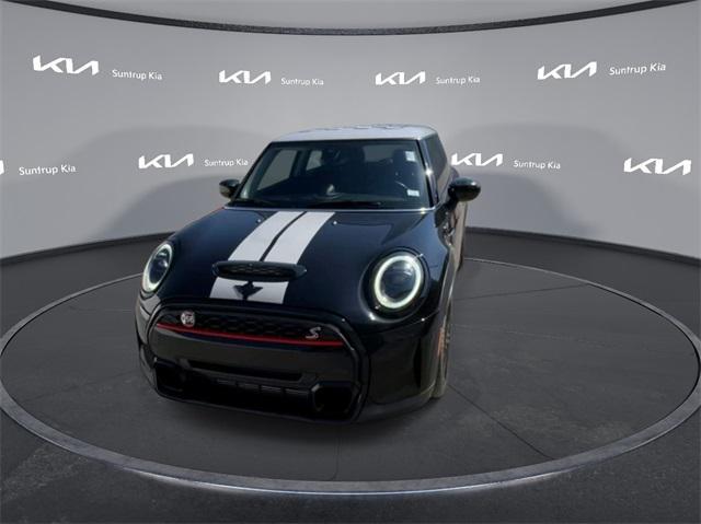 used 2022 MINI Hardtop car, priced at $23,785