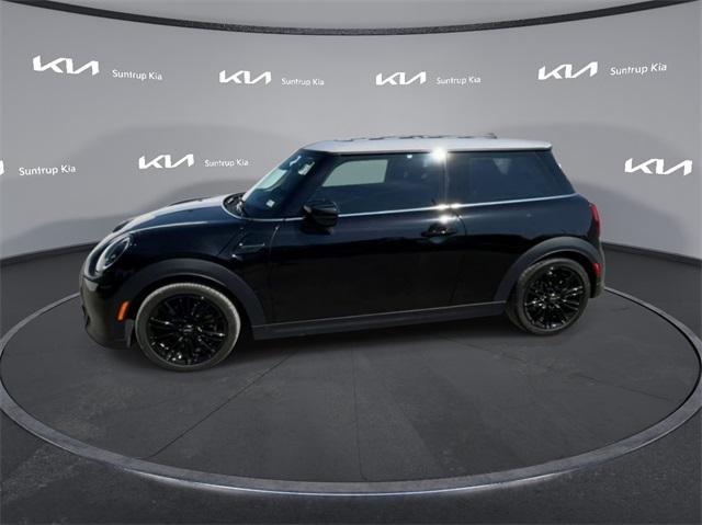 used 2022 MINI Hardtop car, priced at $23,785