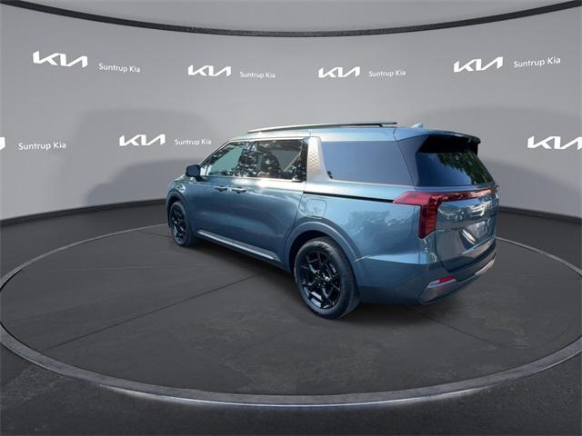 used 2025 Kia Carnival Hybrid car, priced at $48,395