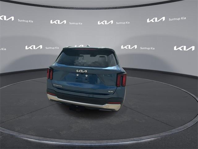 used 2025 Kia Sorento Hybrid car, priced at $38,995