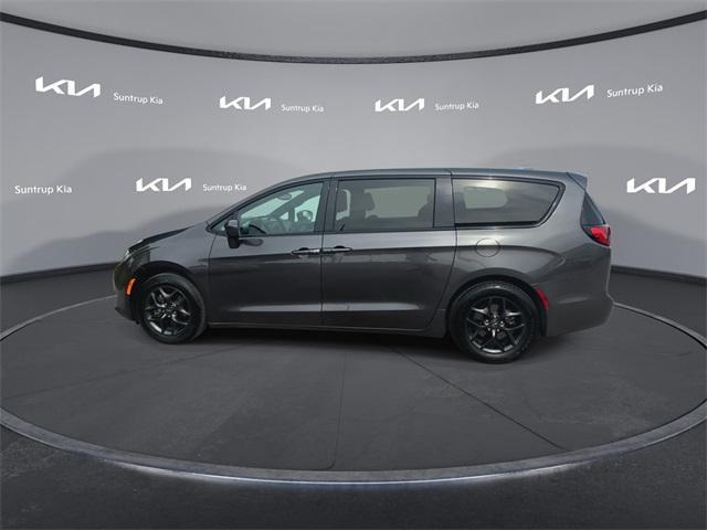 used 2020 Chrysler Pacifica car, priced at $20,995