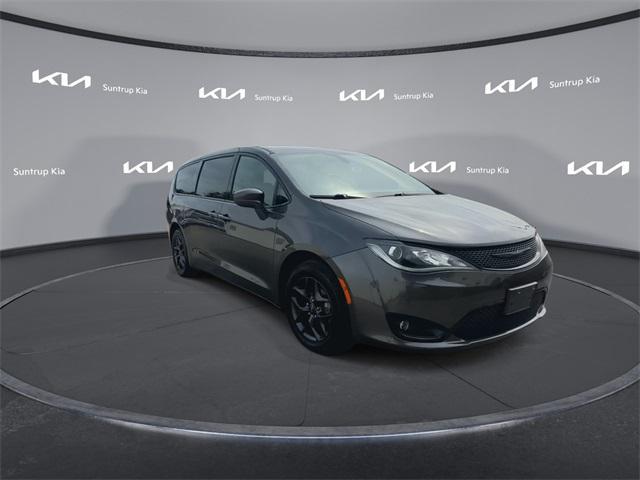 used 2020 Chrysler Pacifica car, priced at $20,995