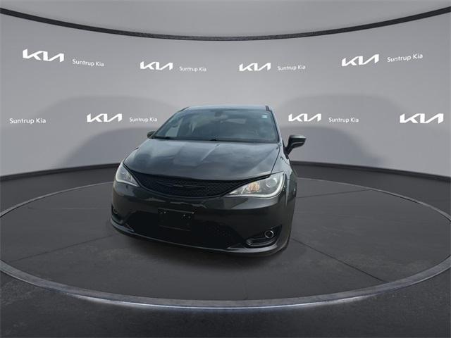 used 2020 Chrysler Pacifica car, priced at $20,995