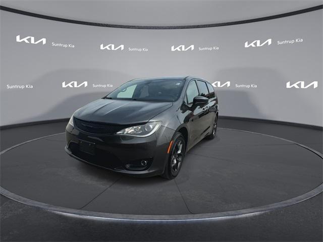 used 2020 Chrysler Pacifica car, priced at $20,995