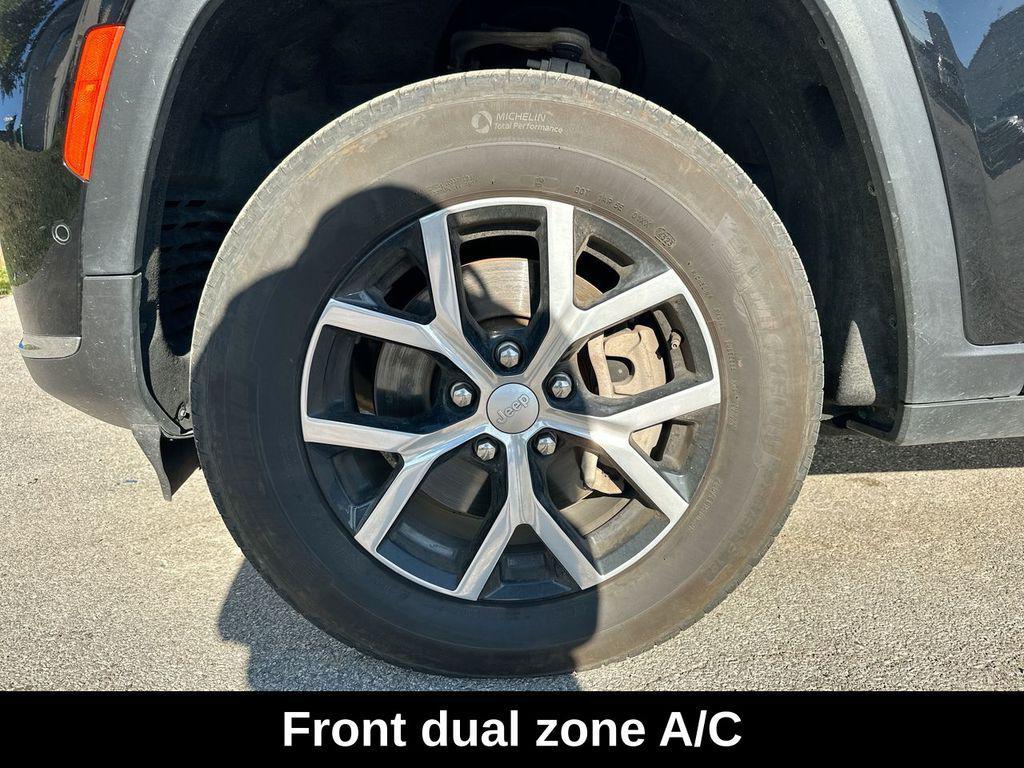 used 2024 Jeep Grand Cherokee L car, priced at $32,265