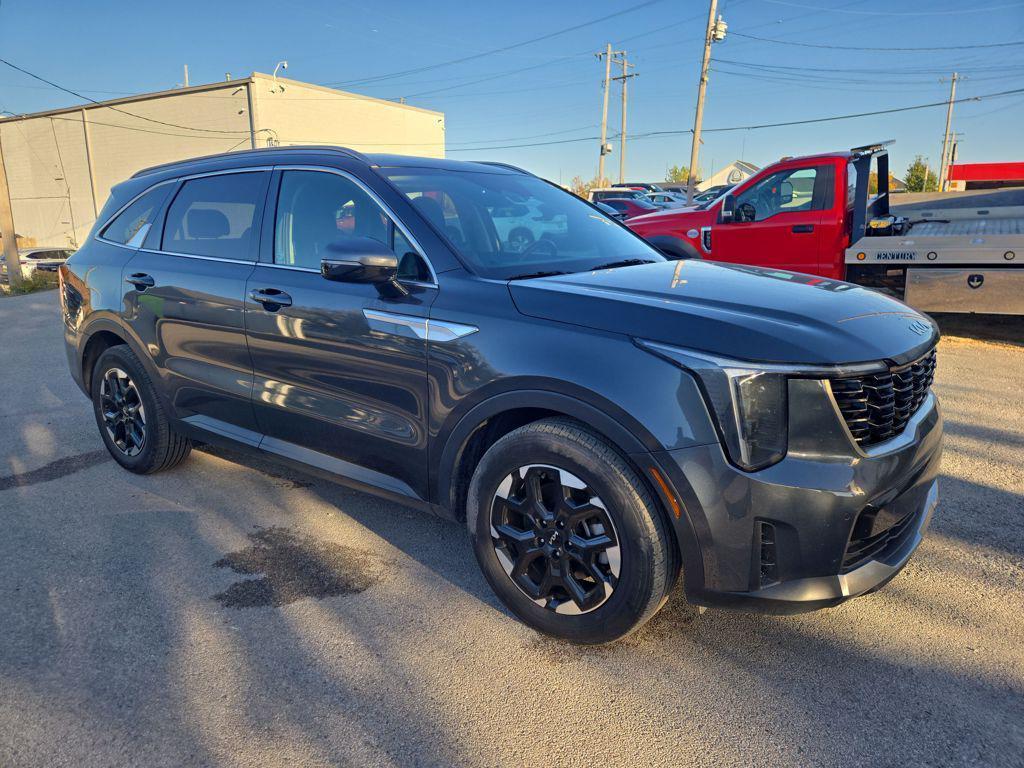 used 2024 Kia Sorento car, priced at $28,995