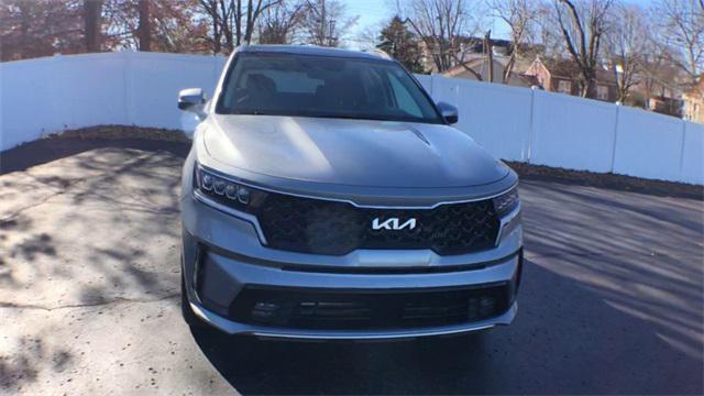 used 2022 Kia Sorento Hybrid car, priced at $28,205