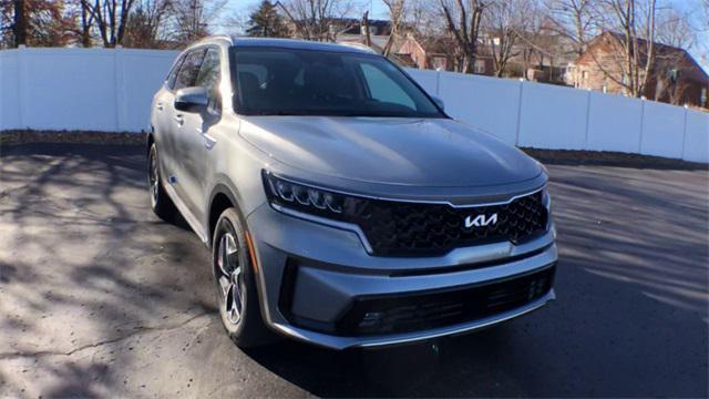 used 2022 Kia Sorento Hybrid car, priced at $28,205