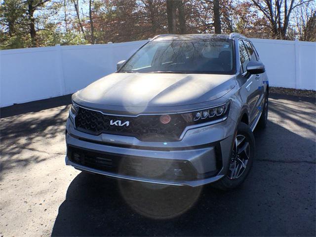 used 2022 Kia Sorento Hybrid car, priced at $28,205