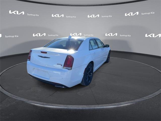 used 2022 Chrysler 300 car, priced at $26,725