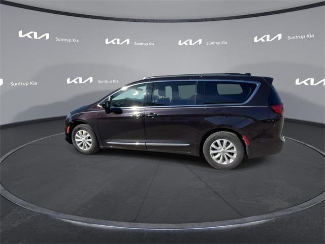 used 2017 Chrysler Pacifica car, priced at $16,995