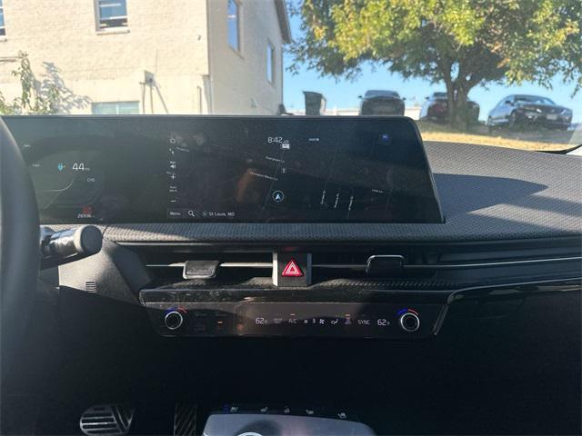 used 2022 Kia EV6 car, priced at $25,455