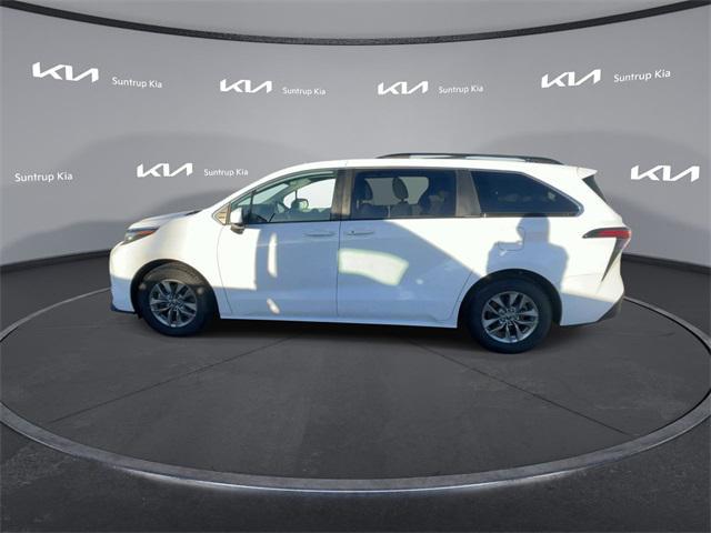 used 2022 Toyota Sienna car, priced at $39,425