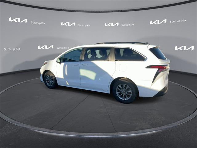 used 2022 Toyota Sienna car, priced at $39,425