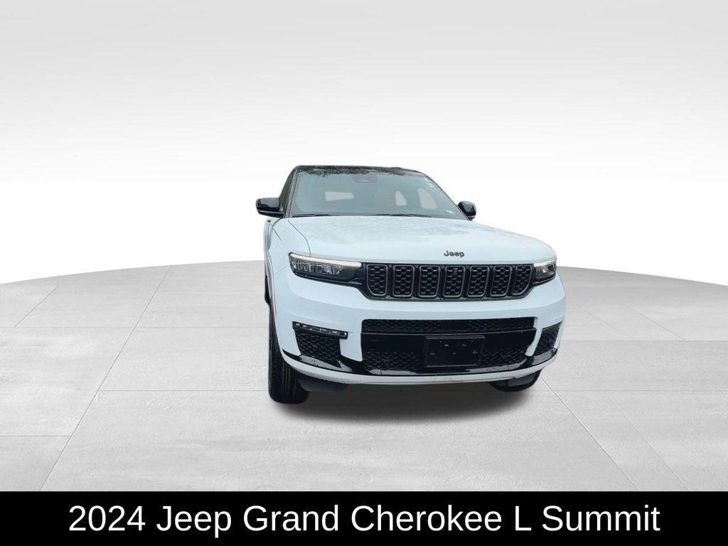 used 2024 Jeep Grand Cherokee L car, priced at $44,105