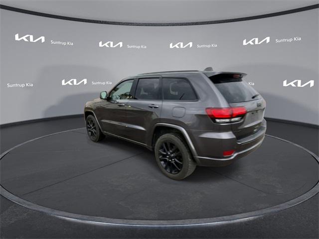 used 2018 Jeep Grand Cherokee car, priced at $17,995