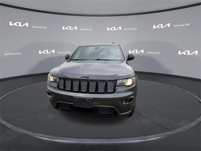 used 2018 Jeep Grand Cherokee car, priced at $17,995