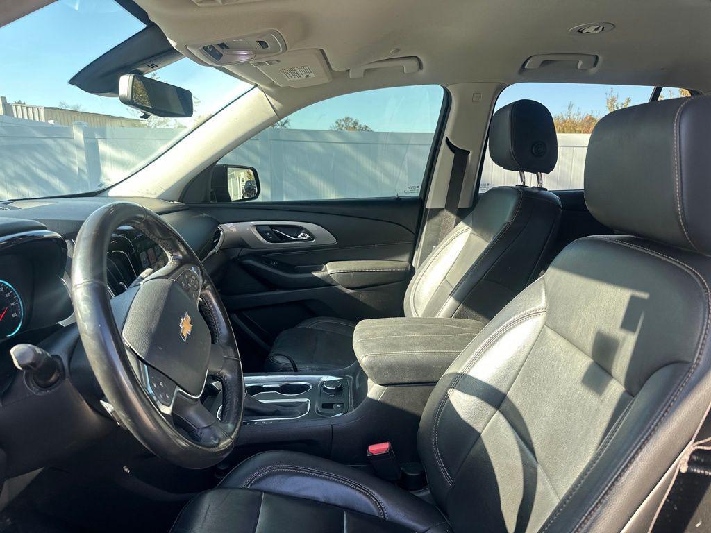 used 2019 Chevrolet Traverse car, priced at $17,995